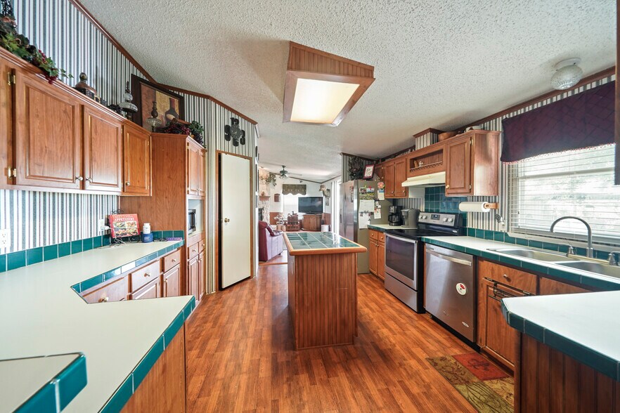 More Photos Of 16070 Warren Ranch Rd, Hockley Land For Sale