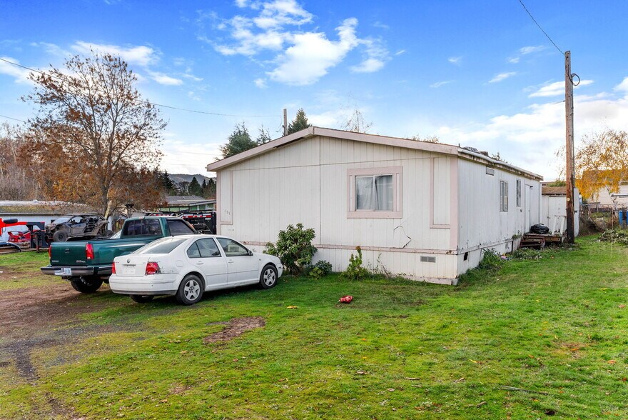 More Photos Of 3391 Avalon Dr, Hood River Manufactured Housing Mobile Home Park For Sale