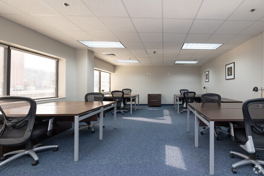 More Photos Of 4-18 Biltmore Ave, Asheville Coworking Space