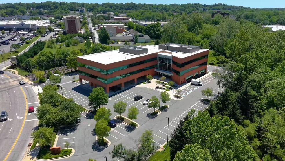 More Photos Of 1 Texas Station Ct, Timonium Office For Lease
