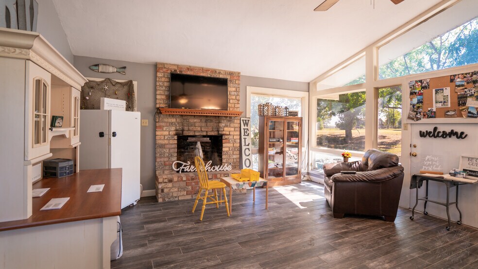 More Photos Of 1275-1299 Big Valley Cir, Lipan Trailer Camper Park For Sale