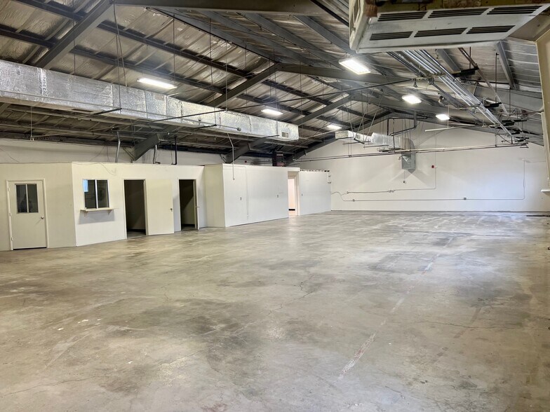 More Photos Of 320 N Arizona Ave, Prescott Warehouse For Lease