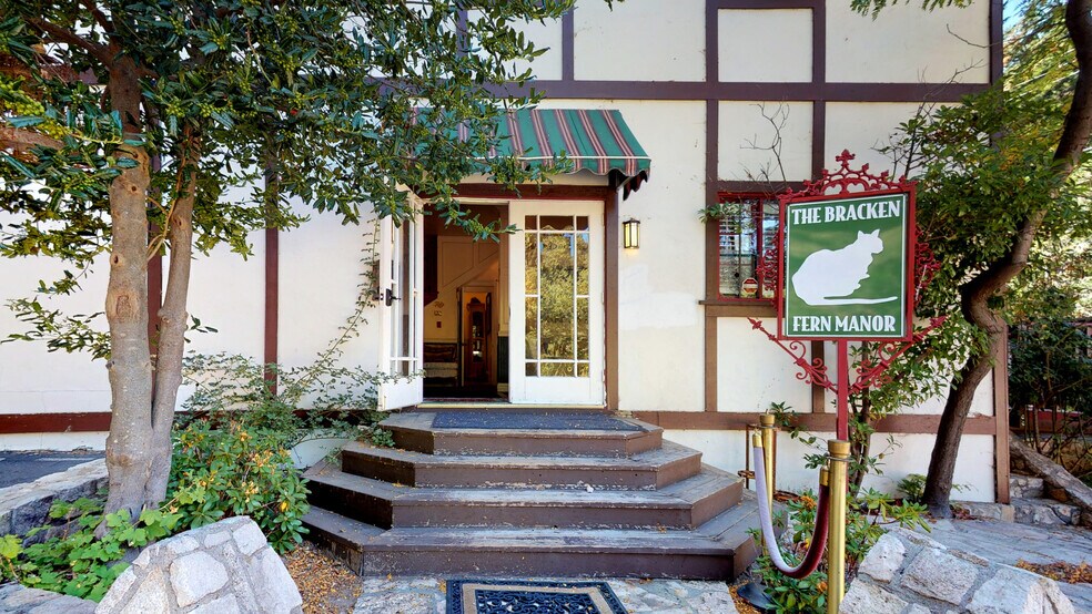 More Photos Of 815 Arrowhead Villa Dr, Crest Hotel For Sale