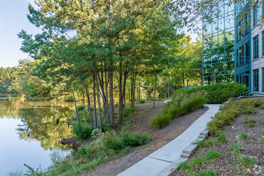 More Photos Of 5707 Peachtree Pky, Peachtree Corners Office For Lease