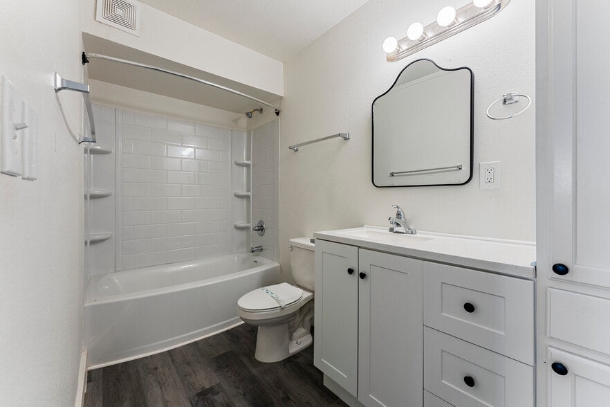 More Photos Of 2275 NE Division St, Gresham Apartments For Sale