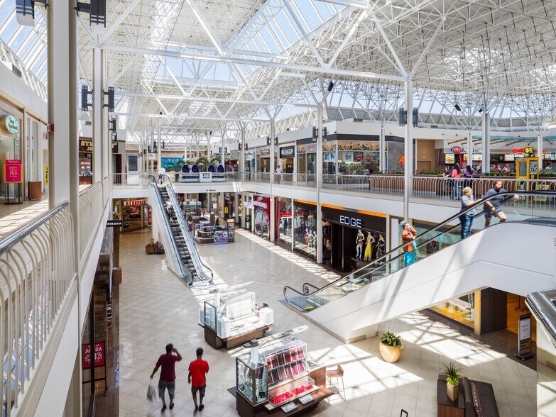 More Photos Of 4800 S Hulen St, Fort Worth Unknown For Lease