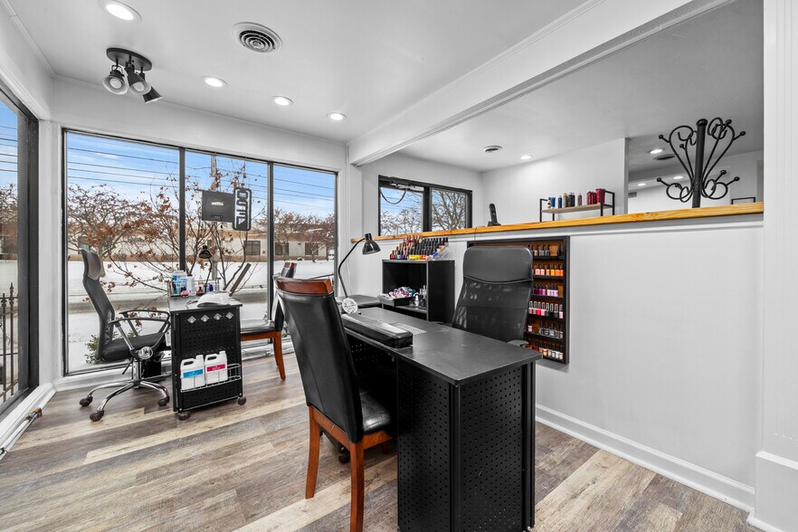 More Photos Of 1612 Milan Rd, Sandusky Freestanding For Sale