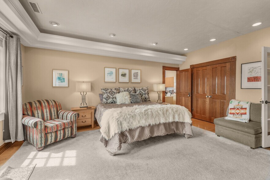 More Photos Of 233 SE 4th St, Pendleton Restaurant For Sale