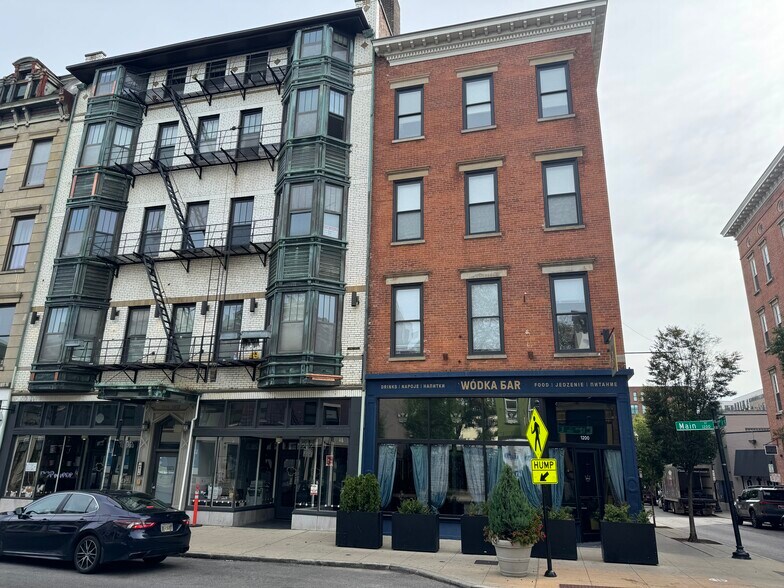More Photos Of 1200 Main St, Cincinnati Apartments For Lease