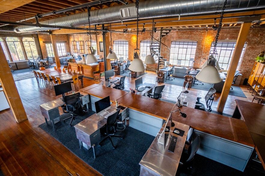 More Photos Of 308-310 7th St, San Francisco Office For Sale