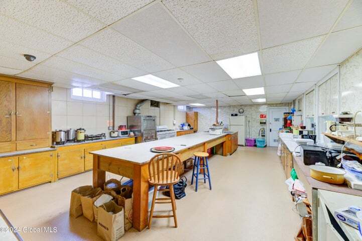 More Photos Of 24 Pine St, Amsterdam Religious Facility For Sale