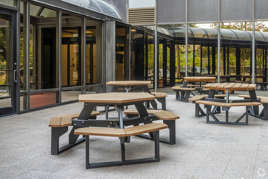 Photo of 20th Floor Ste 2050