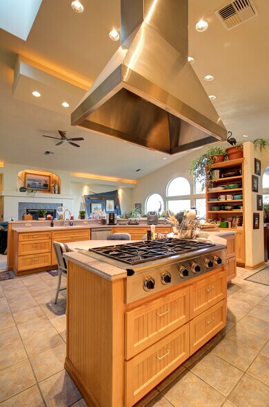 More Photos Of 857 Point Brown Ave NW, Ocean Shores Restaurant For Sale