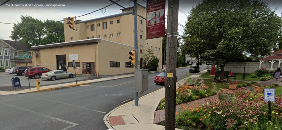 More Photos Of 52 N 2nd St, Coplay Flex For Lease