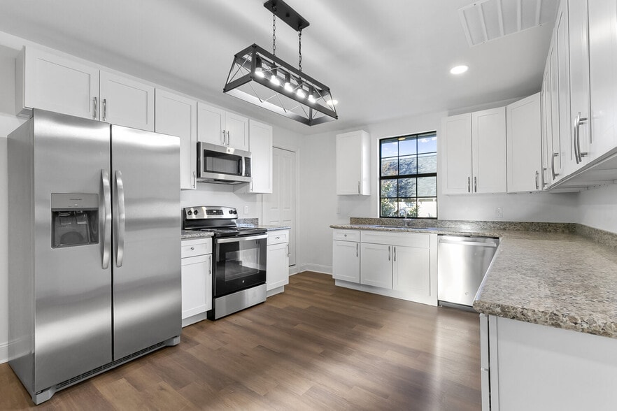More Photos Of 2908 Audubon St, New Orleans Apartments For Sale