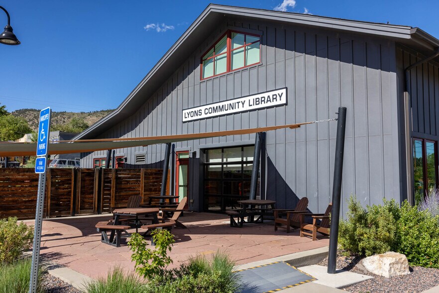 More Photos Of 442 High St, Lyons Restaurant For Sale
