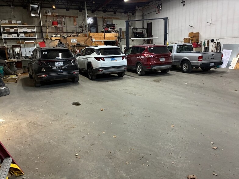 More Photos Of 3000 E Truman Rd, Kansas City Warehouse For Sale