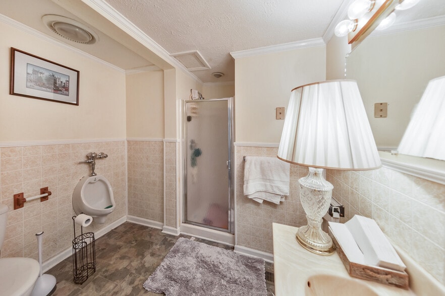 More Photos Of 1408 Canton Rd, Marietta Funeral Home For Sale