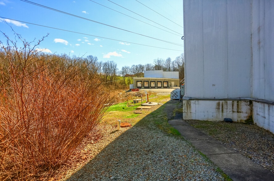 More Photos Of 144-148 Pennsylvania Ave, Charleroi Food Processing For Sale
