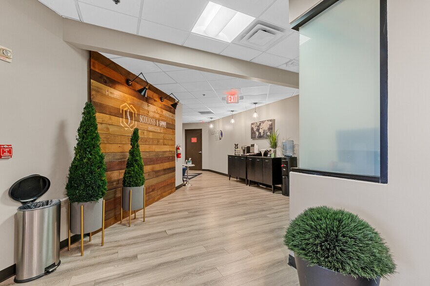 More Photos Of 7700 Main St, Houston Medical For Lease