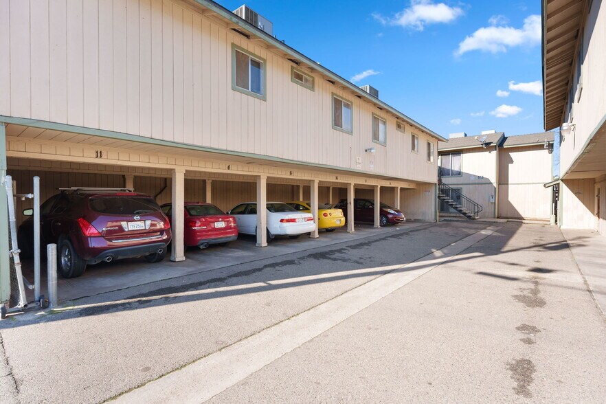 More Photos Of 609-615 Moore St, Madera Apartments For Sale