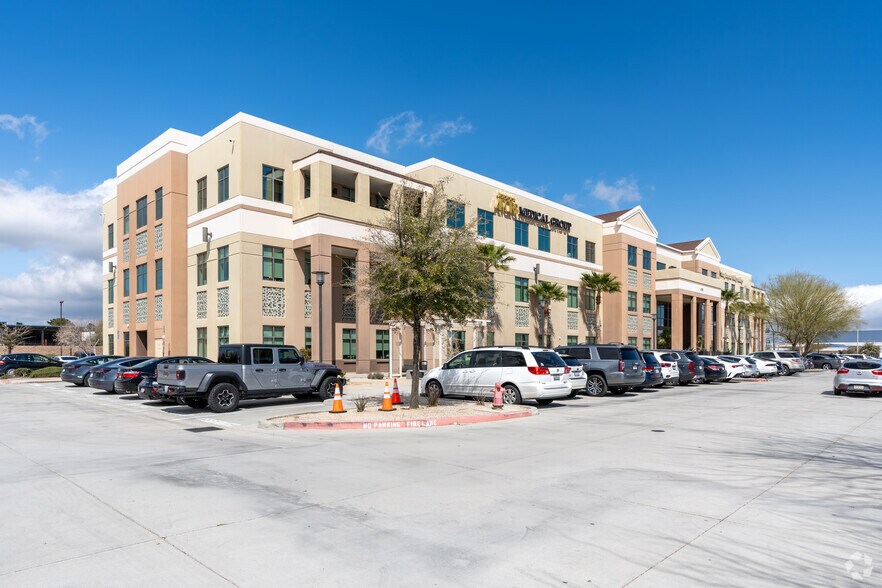 Primary Photo Of 42135 10th St W, Lancaster Medical For Lease
