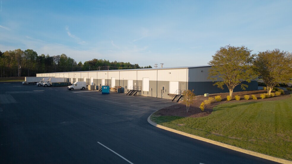 More Photos Of 1381 South Park Dr, Kernersville Light Manufacturing For Lease