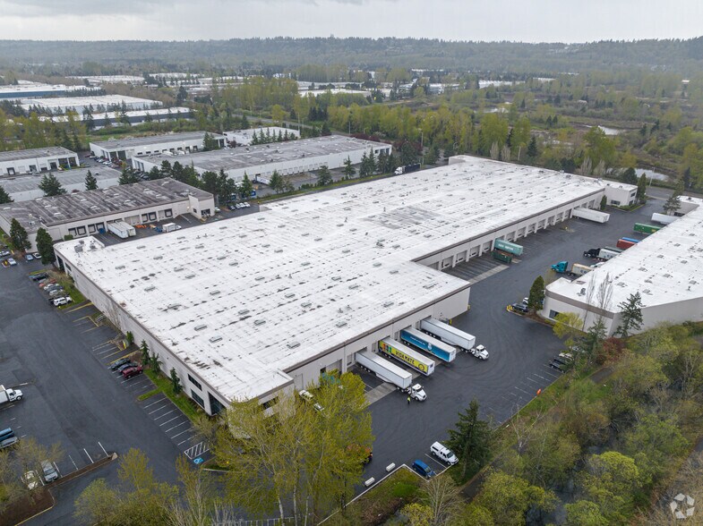 More Photos Of 21901 67th Ave S, Kent Distribution For Lease