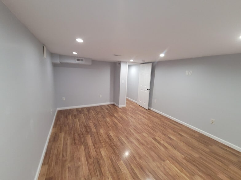 More Photos Of 2635 N Calvert St, Baltimore Apartments For Sale