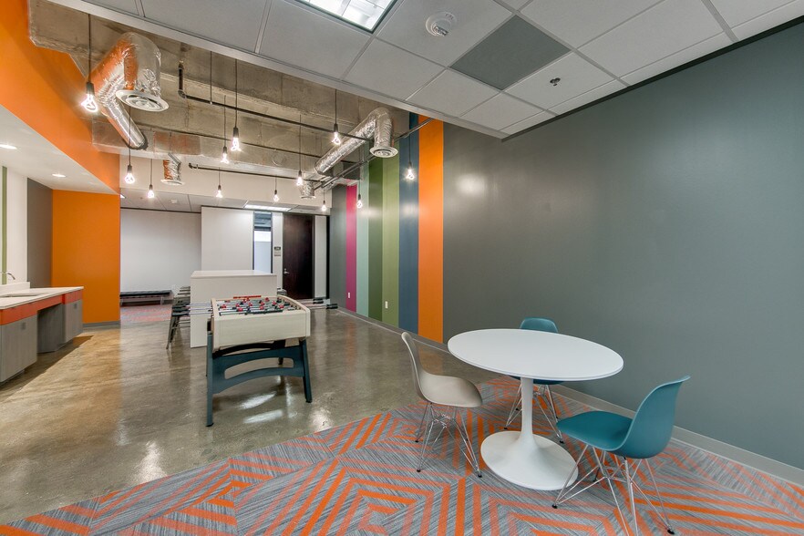 More Photos Of 600 E John Carpenter Fwy, Irving Office For Lease