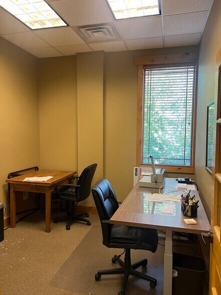 More Photos Of 4252 Highland Dr, Salt Lake City Medical For Sale