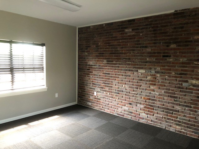 More Photos Of 11603 Newcastle Ave, Baton Rouge Office For Lease