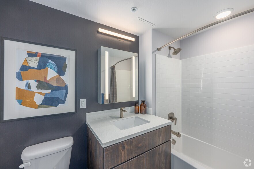 More Photos Of 215-219 S Water St, Henderson Apartments For Lease