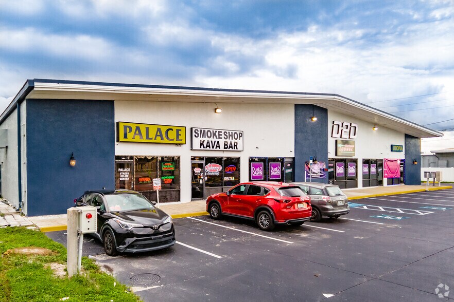 Primary Photo Of 3899 Ulmerton Rd, Clearwater Storefront For Lease