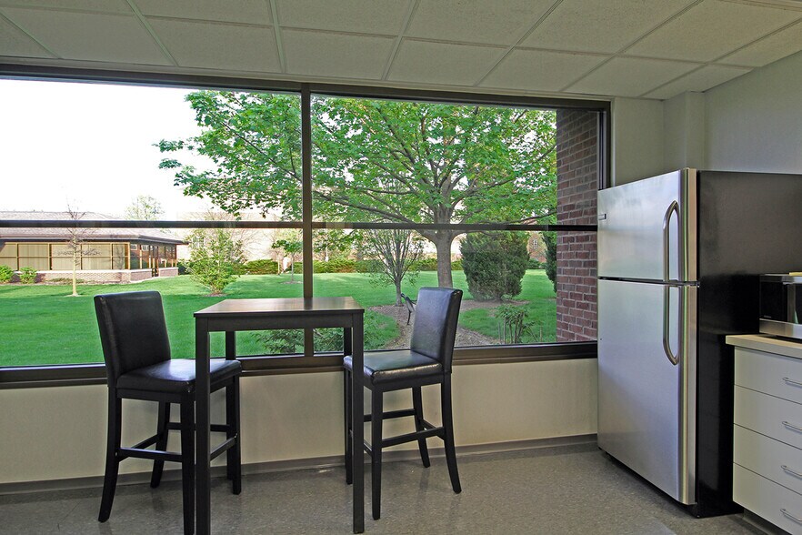 More Photos Of 5650 Blazer Memorial Pky, Dublin Coworking Space