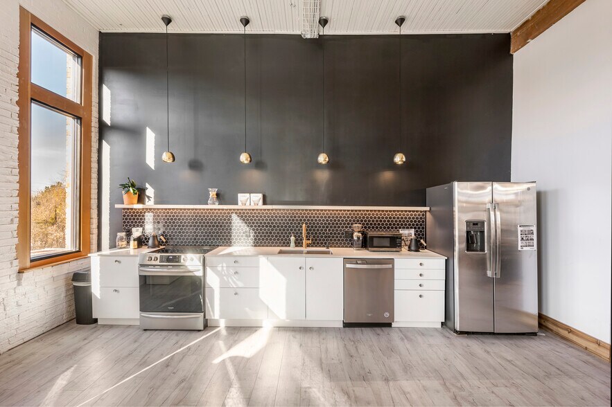 More Photos Of 244 W 300 N, Salt Lake City Loft Creative Space For Lease