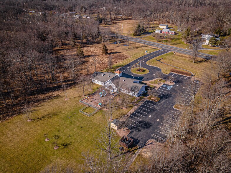 More Photos Of 466 State Route 12, Flemington Schools For Lease