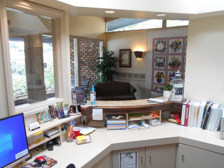 More Photos Of 5942 West Mall, Atascadero Office For Sale