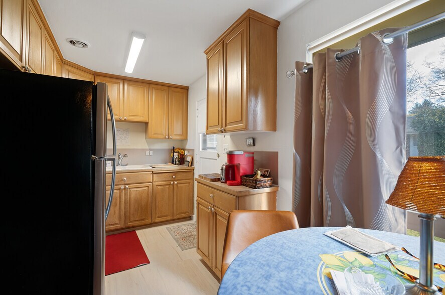 More Photos Of 1014 SW 154th St, Burien Apartments For Sale