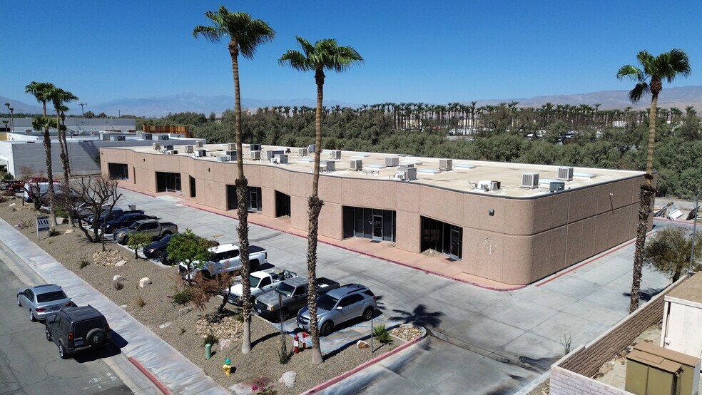 More Photos Of 77700 Enfield Ln, Palm Desert Warehouse For Lease
