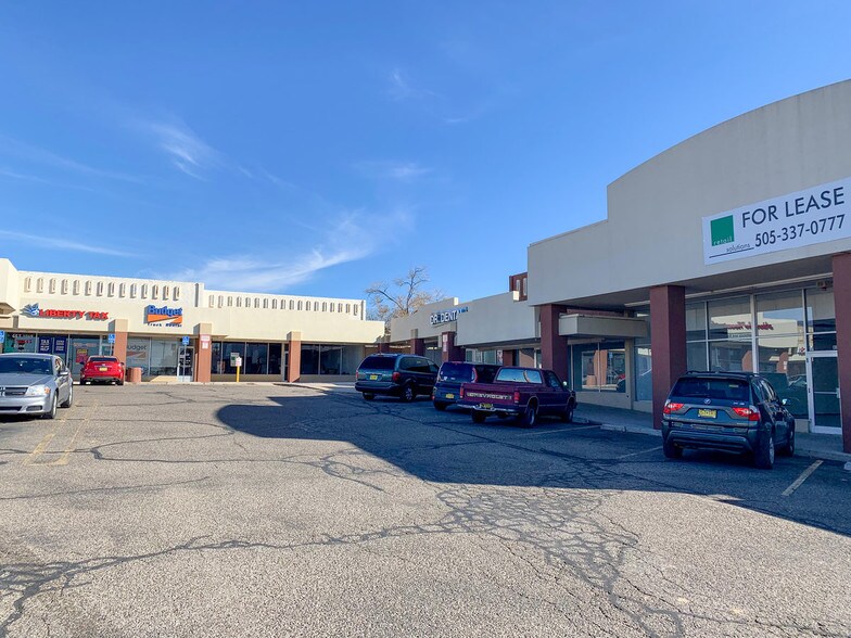 More Photos Of 800-840 Juan Tabo Blvd, Albuquerque Unknown For Lease