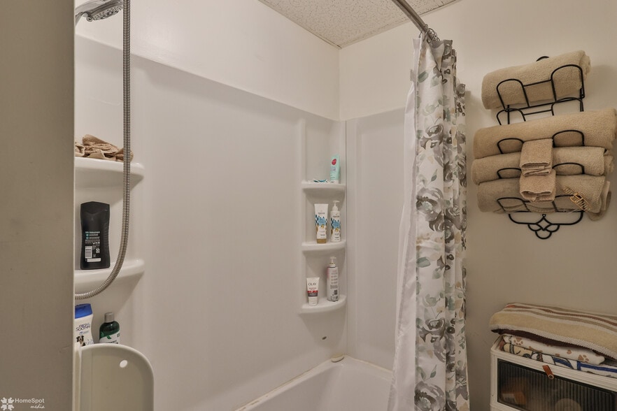 More Photos Of 301 E Bertsch St, Lansford Apartments For Sale