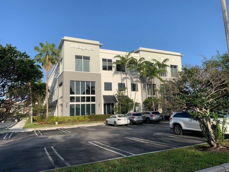 More Photos Of 7950 NW 53rd St, Doral Medical For Sale