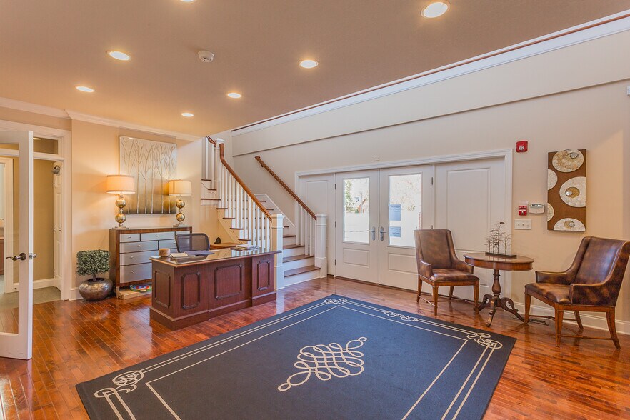 More Photos Of 3222 Ocoee St, Cleveland Medical For Sale