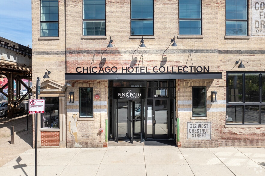 More Photos Of 312 W Chestnut St, Chicago Hotel For Lease