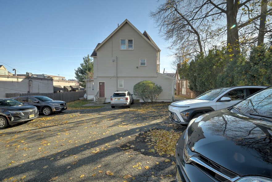 More Photos Of 10 S Prospect St, Verona Office Residential For Sale