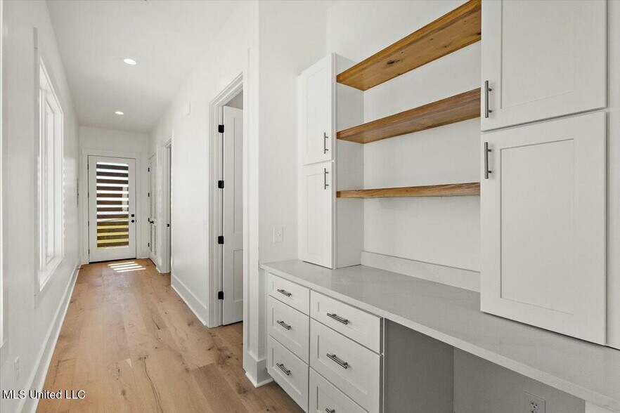 More Photos Of 253 N Natchez Dr, Madison Apartments For Sale