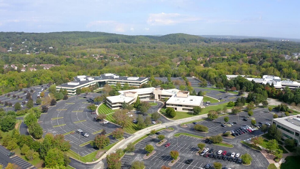 Primary Photo Of 1400 Liberty Ridge Dr, Wayne Office For Lease