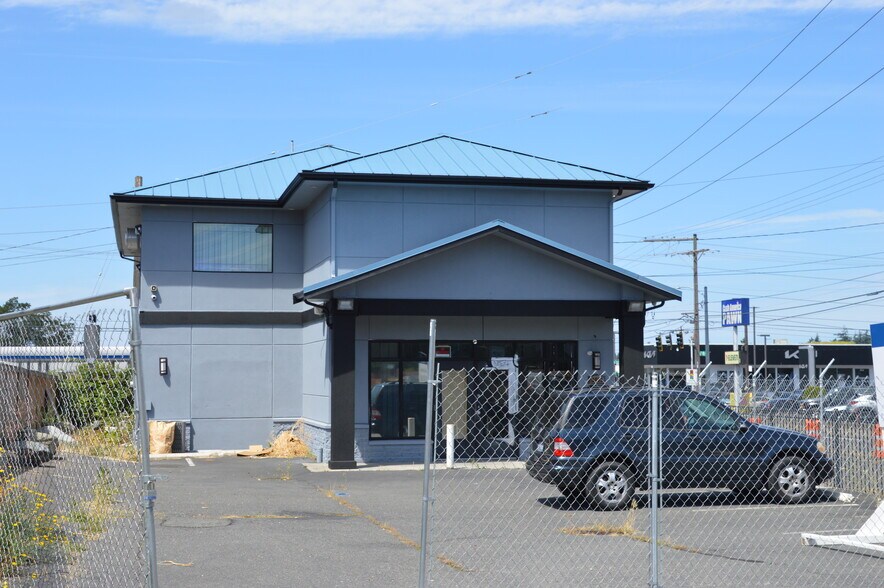 More Photos Of 3502 S 74th St, Tacoma Storefront Retail Office For Sale
