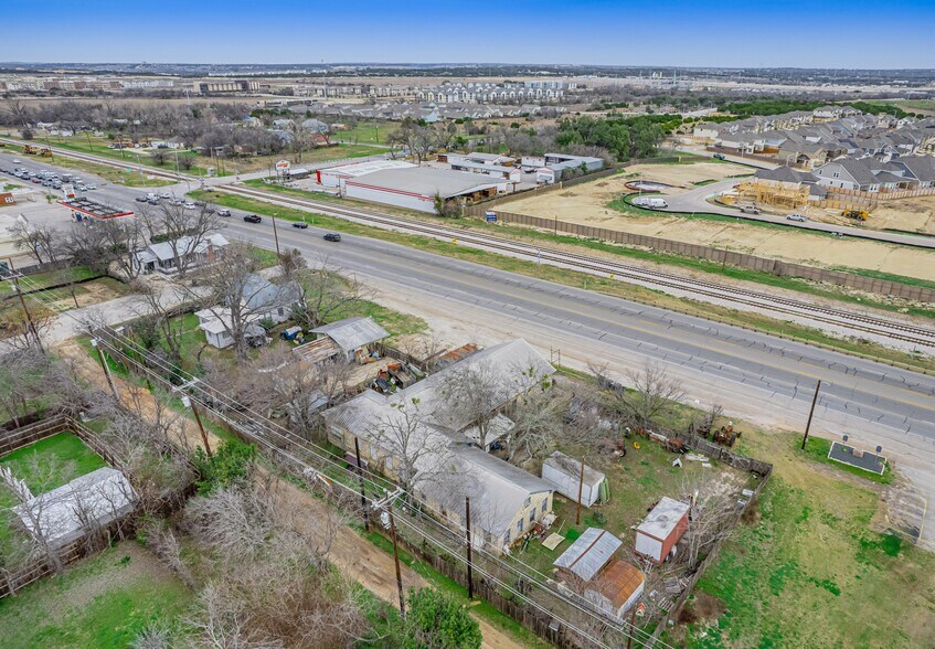 More Photos Of 201 S Highway 183, Leander Flex For Sale
